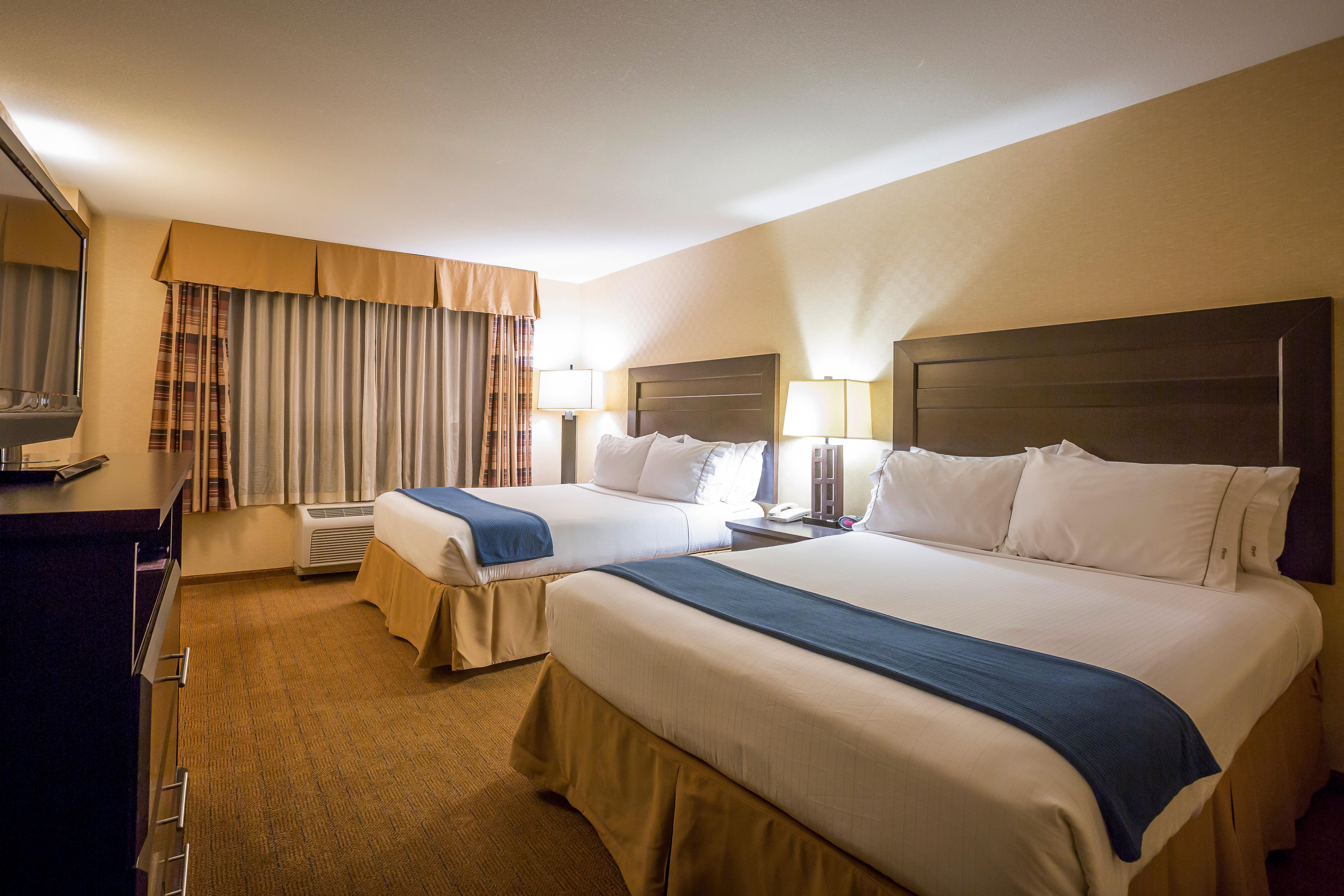 Holiday Inn Express & Suites Riverport Richmond By Ihg Exterior foto