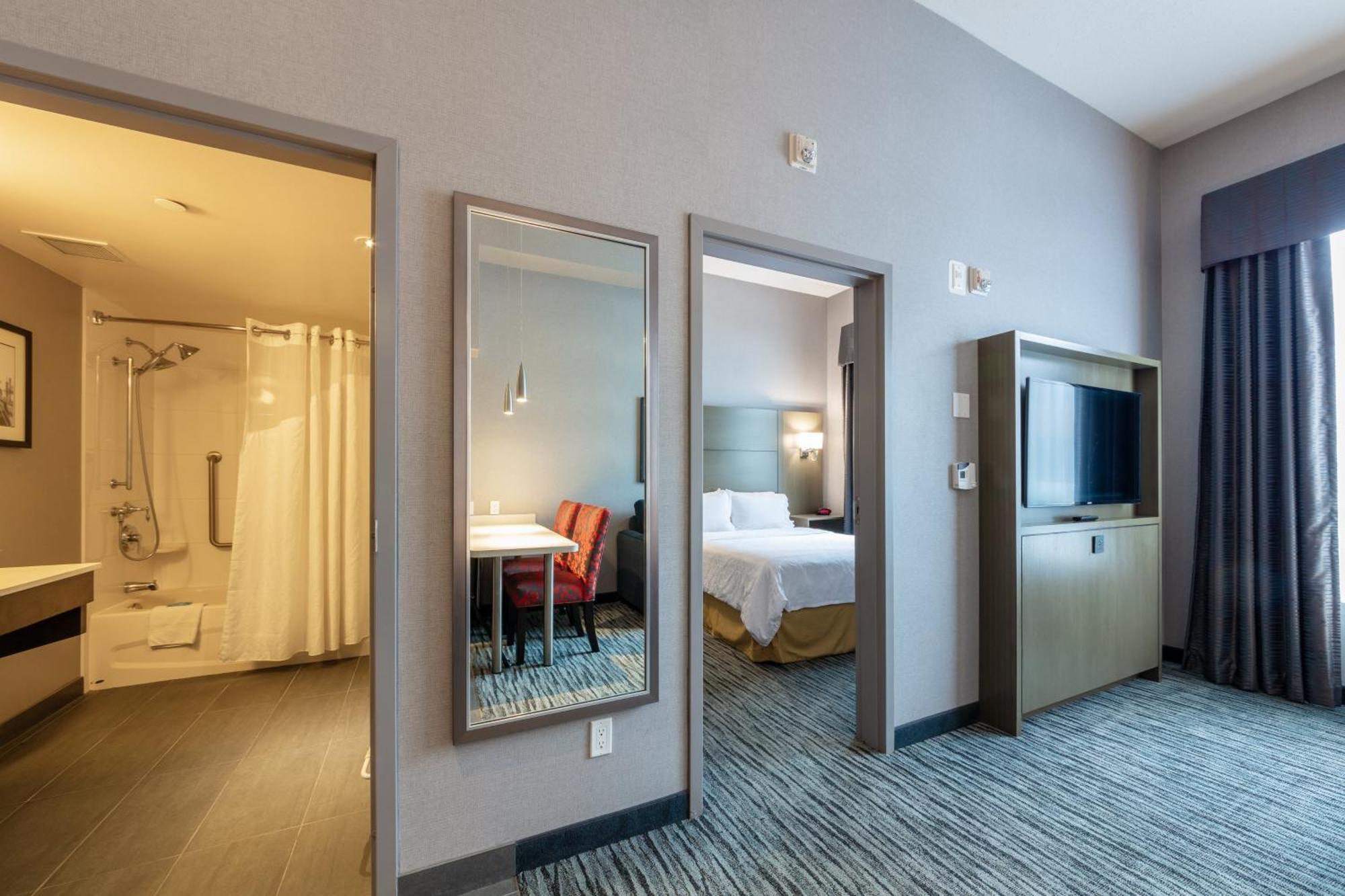 Holiday Inn Express & Suites Riverport Richmond By Ihg Exterior foto